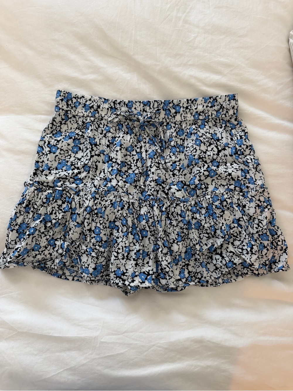 Zara Blue, Black and White Floral Elastic Waist Shorts